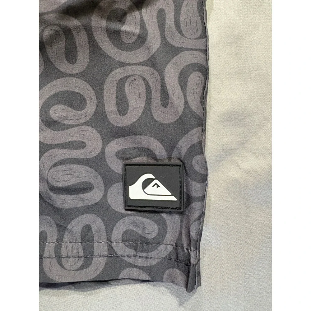 Quiksilver Mens Swim Trunks XXL Grey Black Swirl Quick Dry UPF 50 Board Shorts